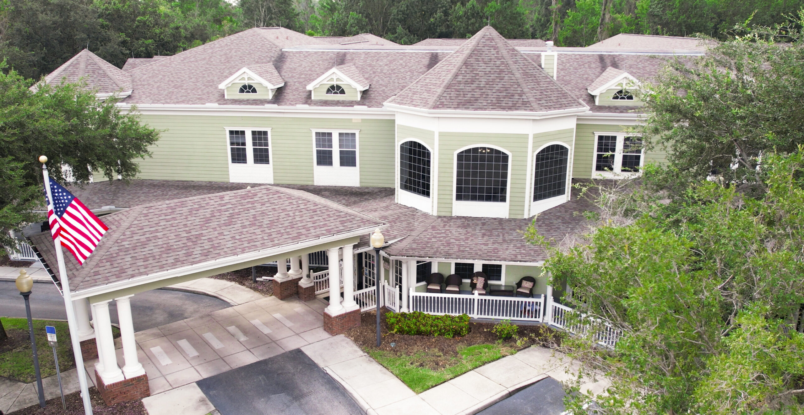 Lake Mary Exterior