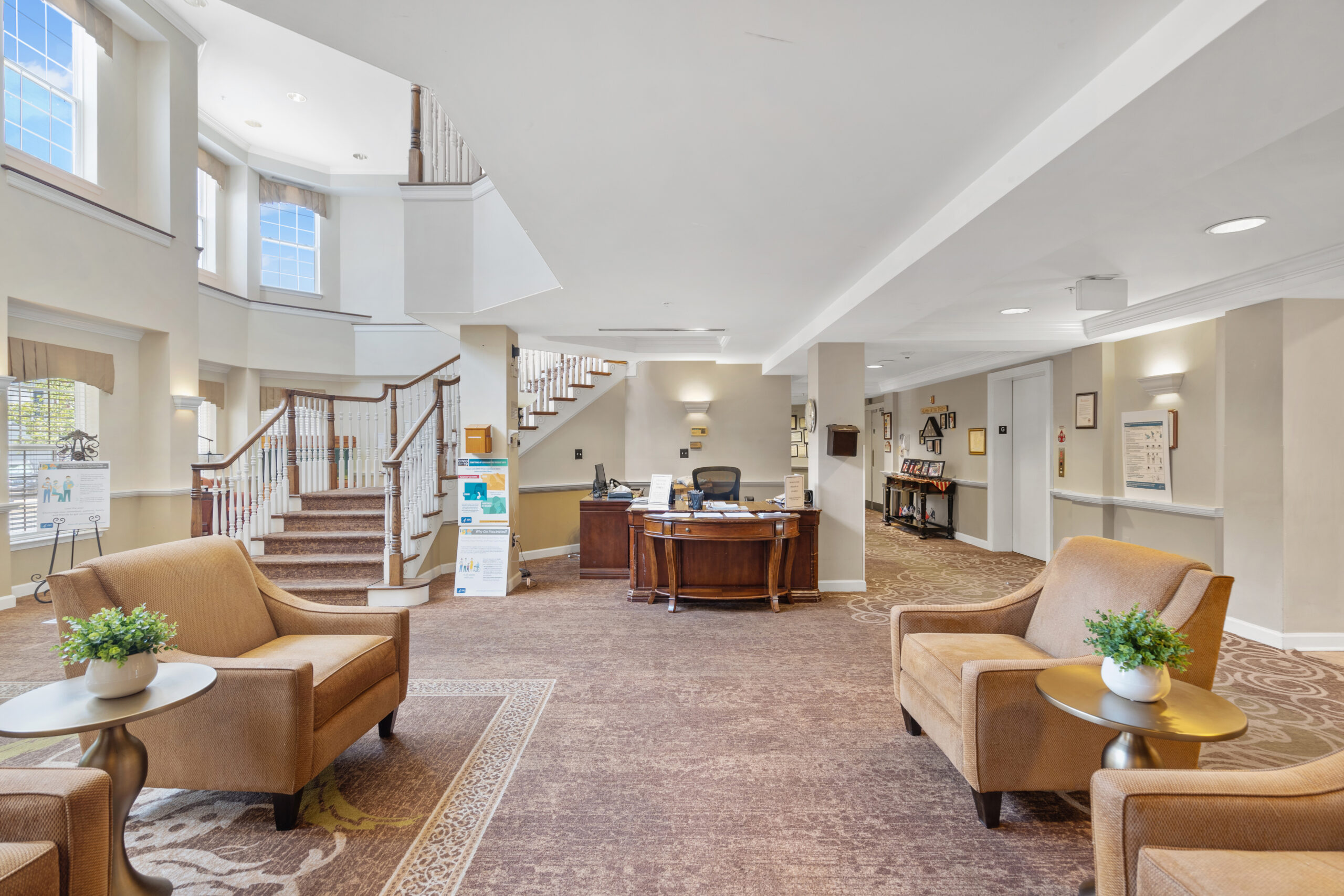Mount Vernon Lobby