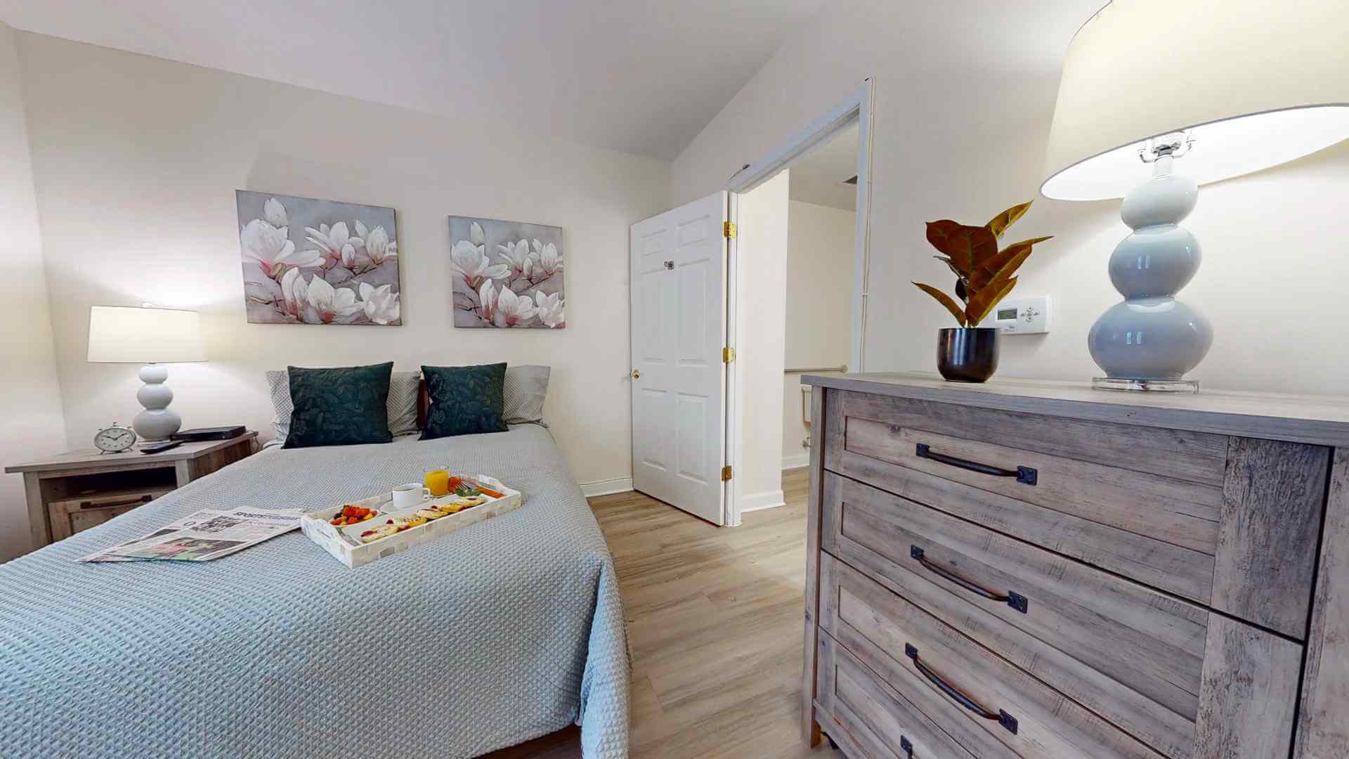 Hunters Creek model bedroom